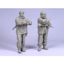Red Army scouts.  Winter 1941-42.  Two figures. 