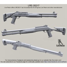 M1014 ( Benelli M4 Super 90) Tactical Shotgun with opened and closed stock