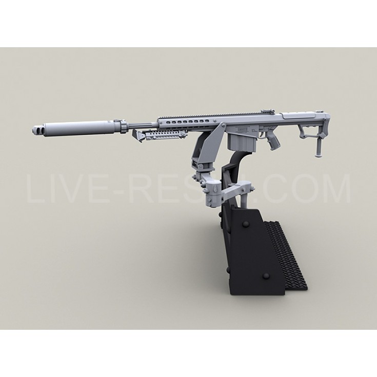 lre136_m107_2.jpg
